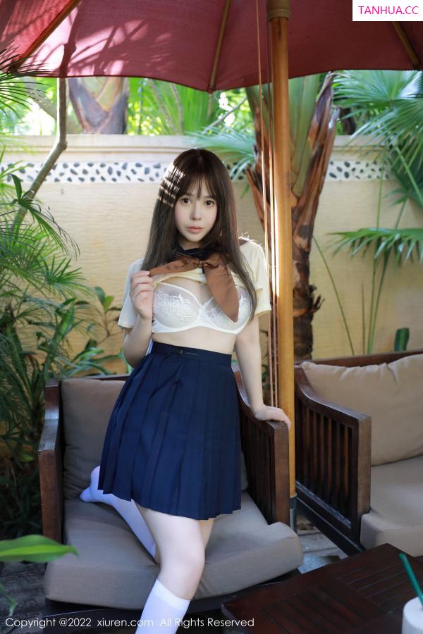 Evelyn艾莉  [XiuRen]高清写真图 2022.12.20 No.6021 Evelyn艾莉 南京旅拍第33张图片